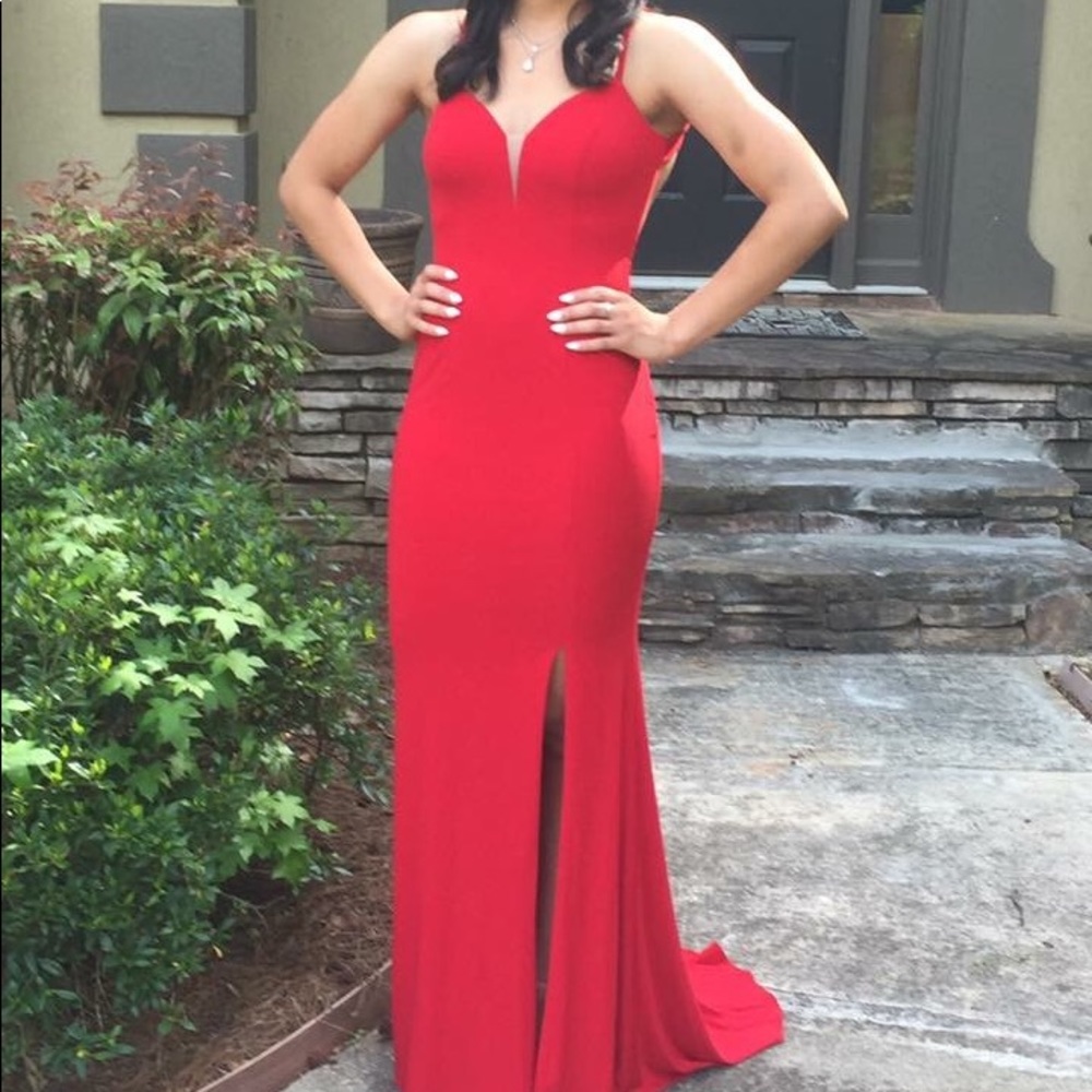 Intrigue prom dress in red